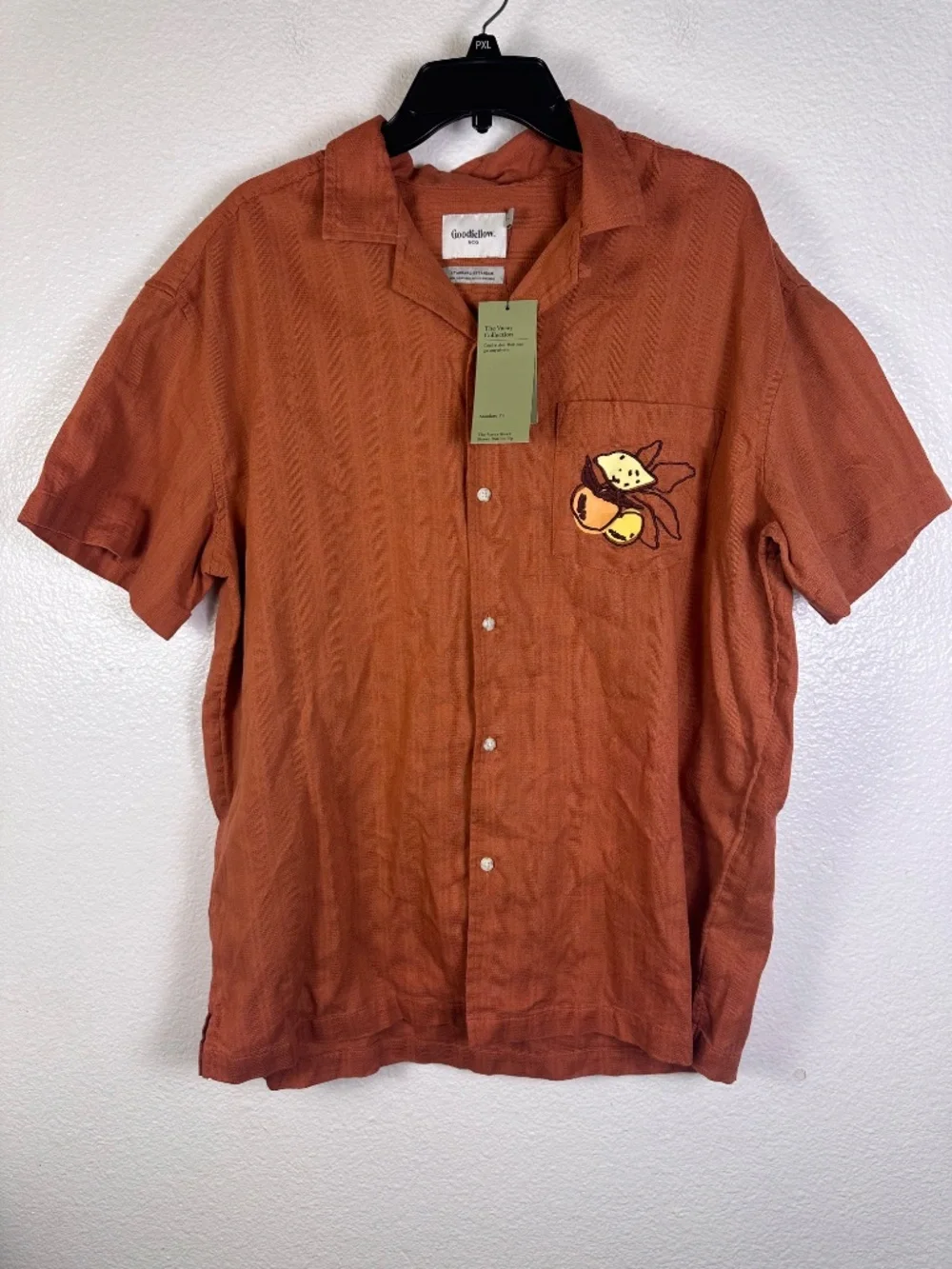Goodfellow Men's Short-Sleeve Cuban Shirt in Rust with Embroidered Pocket. Sz L.